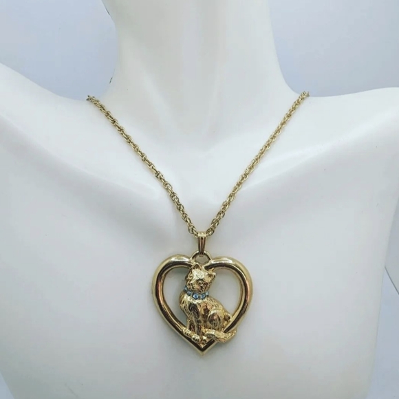 VINTAGE AVON JEWELRY AVAILABLE - Picture 2 of 12